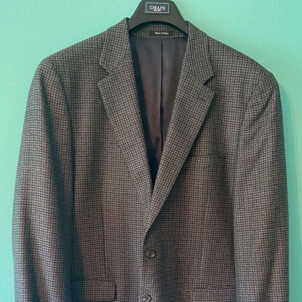 Chaps Men's 100% Lambswool Houndstooth Sport Coat in Navy, Grey & Black Size 46L